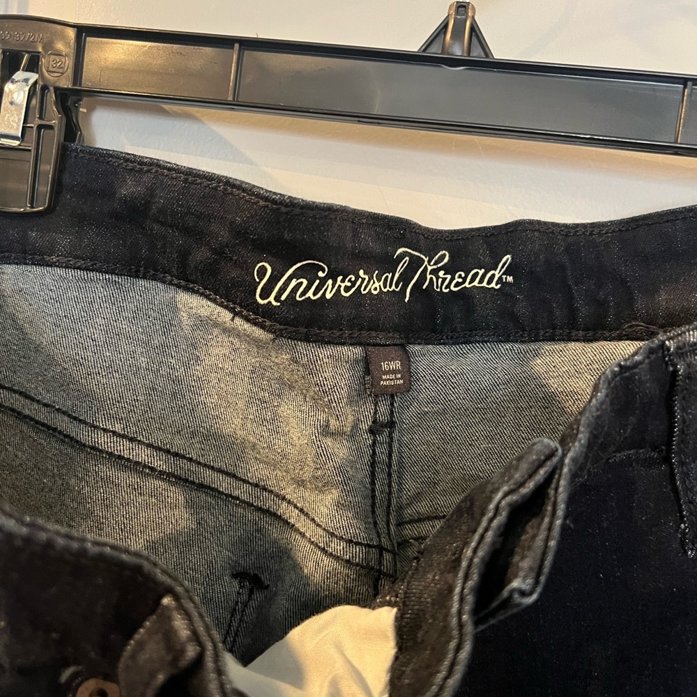 Universal Thread jeans - Picture 4 of 4